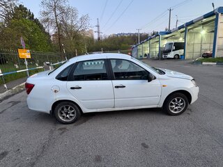 2017 Lada (ВАЗ) Granta I, белый, 350000 рублей, вид 2