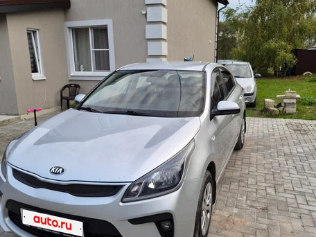 2018 Kia Rio IV, серебристый, 999000 рублей, вид 1