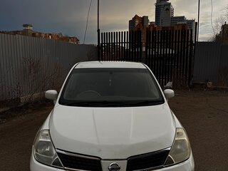 2009 Nissan Tiida Latio I, белый, 540000 рублей, вид 1