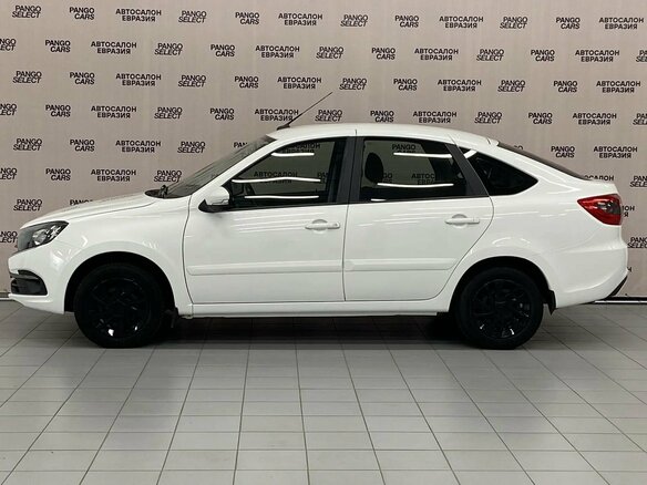2021 Lada (ВАЗ) Granta I Рестайлинг, белый, 830000 рублей - вид 4