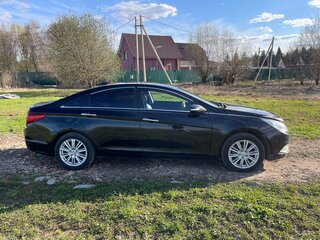 2011 Hyundai Sonata VI (YF), чёрный, 650000 рублей, вид 2