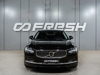 2020 Volvo S90 II Рестайлинг, чёрный, 3289000 рублей, вид 3