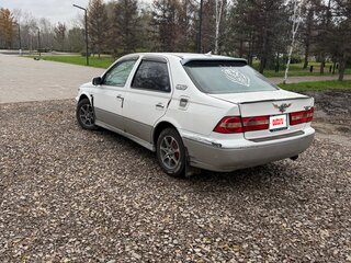 2000 Toyota Vista V (V50), бежевый, 500000 рублей, вид 4
