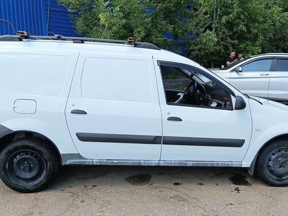 2017 Lada (ВАЗ) Largus I, белый, 560000 рублей - вид 2