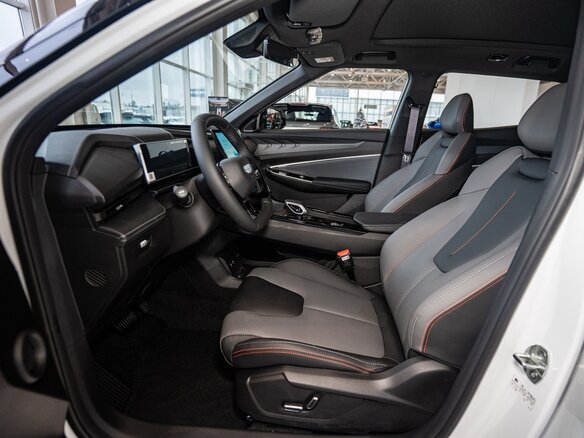 2026 Geely Cityray, белый, 3384990 рублей - вид 6