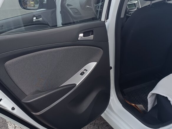 2013 Hyundai Solaris I, белый, 950000 рублей - вид 20