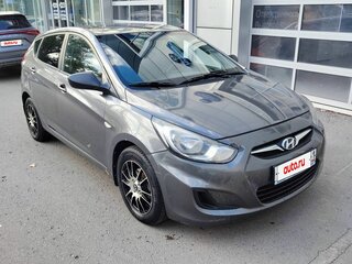 2012 Hyundai Solaris I, серый, 548000 рублей, вид 3