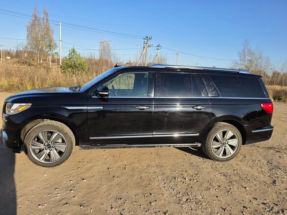 2018 Lincoln Navigator L IV, чёрный, 5500000 рублей - вид 4