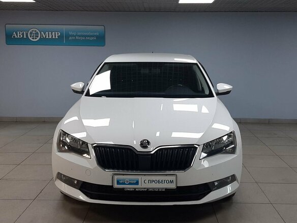 2019 Skoda Superb III, белый, 2000000 рублей - вид 1