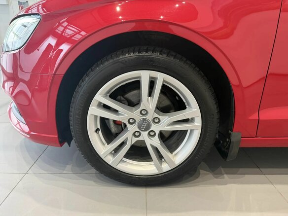 2018 Audi A3 III (8V) Рестайлинг, красный, 1799000 рублей - вид 7