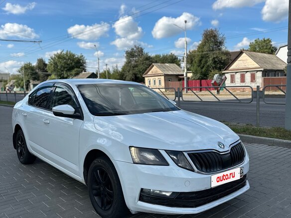 2018 Skoda Octavia III (A7) Рестайлинг, белый, 780000 рублей - вид 4
