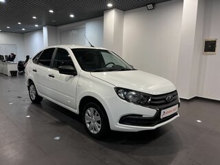 2019 Lada (ВАЗ) Granta I Рестайлинг, белый, 725000 рублей, вид 1