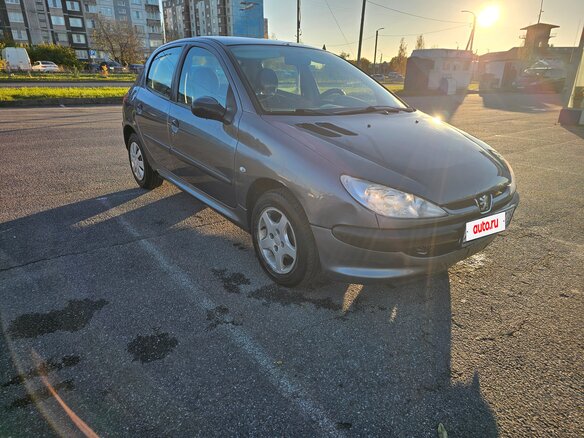 2008 Peugeot 206, серый, 235000 рублей - вид 2