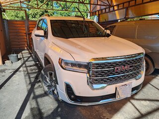 2022 GMC Acadia II Рестайлинг, белый, 3700000 рублей, вид 4