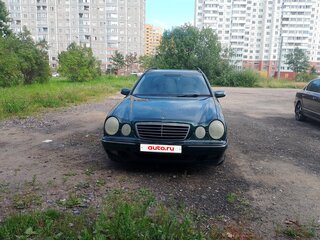 2002 Mercedes-Benz E-Класс 200 II (W210, S210) Рестайлинг, зелёный, 500000 рублей, вид 2
