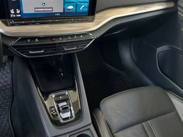 2023 Skoda Octavia IV (A8), синий, 2210000 рублей - вид 12