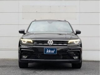 2020 Volkswagen Tiguan II, чёрный, 2590000 рублей, вид 2