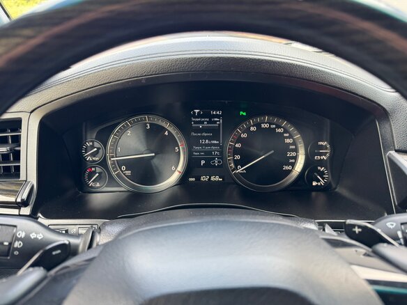 2018 Lexus LX 450d III Рестайлинг 2, чёрный, 6000000 рублей - вид 6
