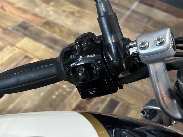 2025 Royal Enfield Continental GT, белый, 736000 рублей - вид 10