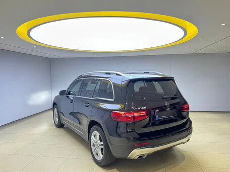 2023 Mercedes-Benz GLB 180 I (X247) Рестайлинг, зелёный, 2300000 рублей, вид 2