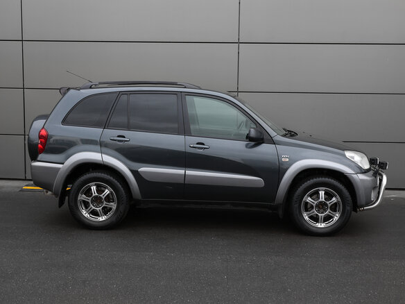 2004 Toyota RAV4 II (XA20) Рестайлинг, серый, 698000 рублей - вид 3