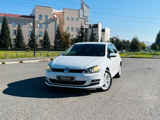 Volkswagen Golf VII