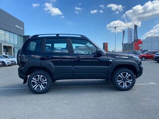 2026 Lada (ВАЗ) Niva Travel I Рестайлинг, чёрный, 1717000 рублей, вид 5