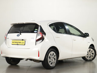 2020 Toyota Aqua I Рестайлинг 2, белый, 1259000 рублей, вид 4