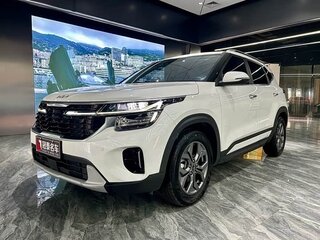 2026 Kia Seltos I Рестайлинг, белый, 1990000 рублей, вид 3
