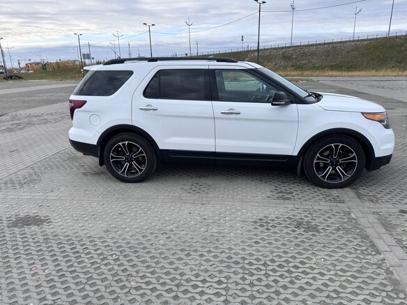 2013 Ford Explorer Sport V, белый, 2444444 рублей - вид 2