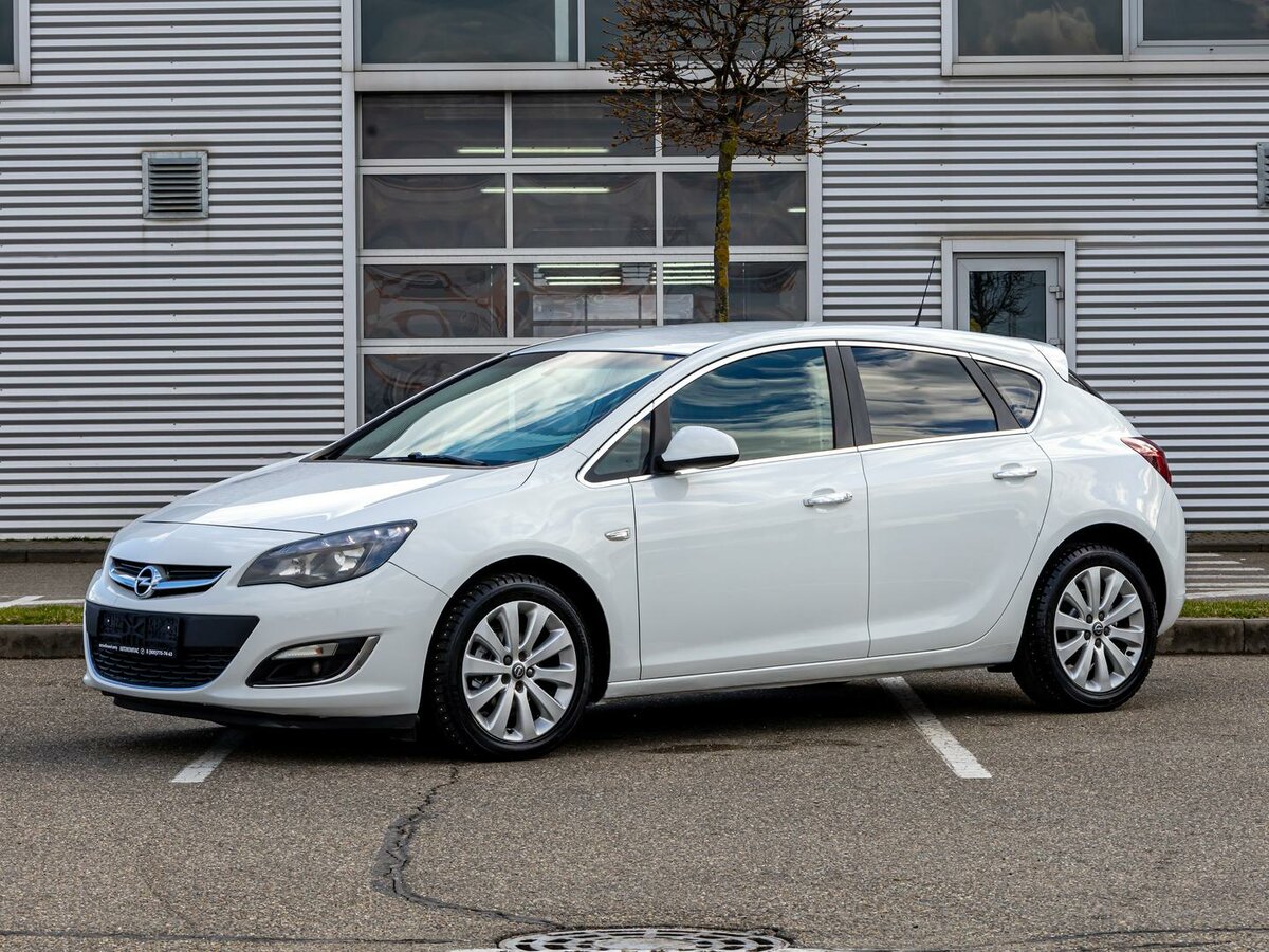 Открыть фотографии: Opel Astra J Рестайлинг