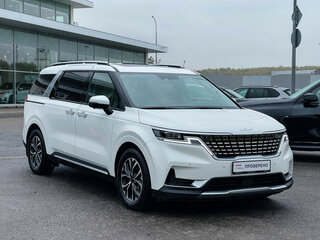 2023 Kia Carnival IV, белый, 4800000 рублей, вид 3