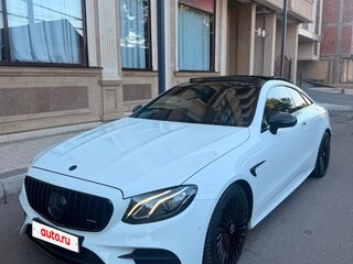 2017 Mercedes-Benz E-Класс 200 V (W213, S213, C238), белый, 3300000 рублей, вид 1