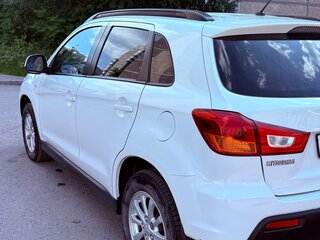 2011 Mitsubishi ASX I, белый, 1150000 рублей, вид 4