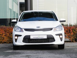 2019 Kia Rio IV, белый, 1300000 рублей, вид 3
