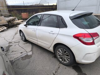 2012 Citroen C4 II, белый, 560000 рублей, вид 5