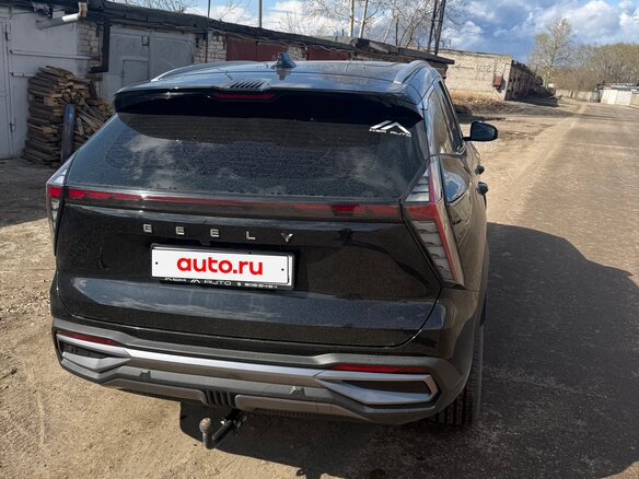 2023 Geely Atlas II, чёрный, 2200000 рублей - вид 3