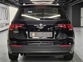 2020 Volkswagen Tiguan II, чёрный, 2330000 рублей, вид 5