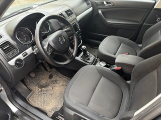 2011 Skoda Yeti I, серый, 610000 рублей, вид 5