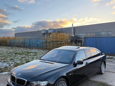 2003 BMW 7 серии Long 760Li IV (E65/E66), чёрный, 5500000 рублей, вид 3
