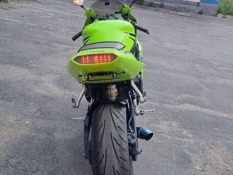 2002 Yamaha YZF-R1, зелёный, 600000 рублей, вид 5