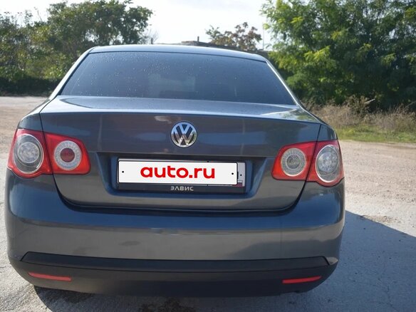 2008 Volkswagen Jetta V, серый, 500000 рублей - вид 4