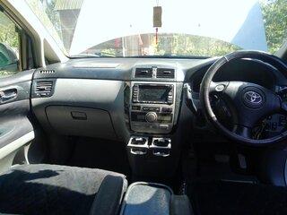 2003 Toyota Ipsum II (M20) Рестайлинг, белый, 650000 рублей, вид 4