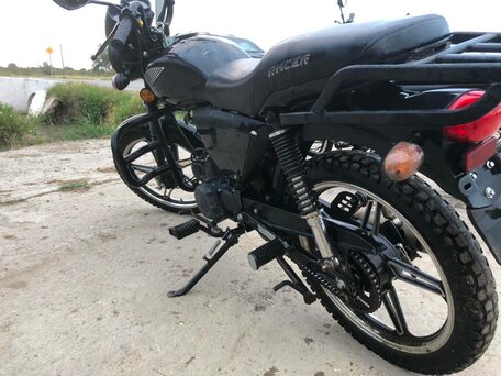 2025 Racer Alpha, чёрный, 45000 рублей, вид 1