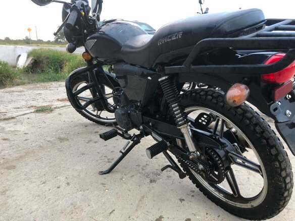 2025 Racer Alpha, чёрный, 45000 рублей