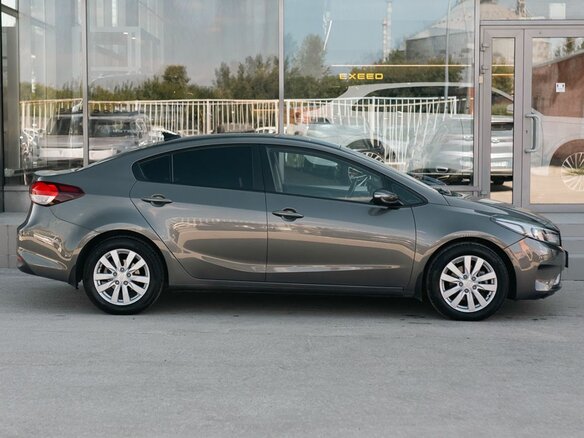 2017 Kia Cerato III Рестайлинг (Classic), серый - вид 3