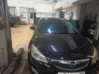 2012 Opel Astra J, чёрный, 420000 рублей, вид 2