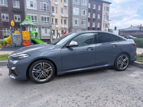 2020 BMW 2 серии Gran Coupe M235i xDrive F44, серый, 3700000 рублей - вид 5