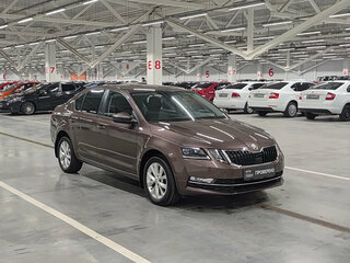 2018 Skoda Octavia III (A7) Рестайлинг, коричневый, 1995000 рублей, вид 3
