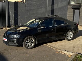 2016 Volkswagen Jetta VI Рестайлинг, чёрный, 900000 рублей, вид 4